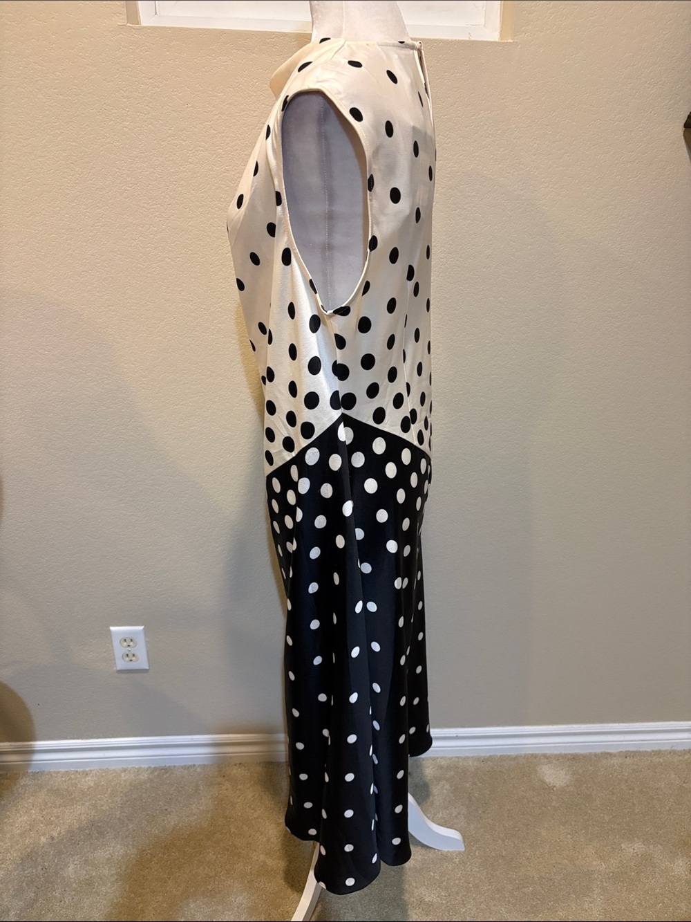 Halston Heritage Black and Cream Polka Dot Draped Midi Dress-Size 12 - Picture 5 of 12